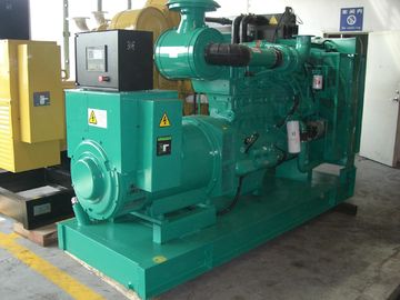 3 generador diesel de la fase 650kw Cummins, generador diesel refrigerado por agua con el gobernador electrónico