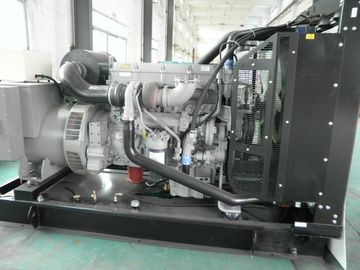 generador diesel refrigerado por agua de 900kva Perkins, generador diesel eléctrico con el panel de control de alta mar